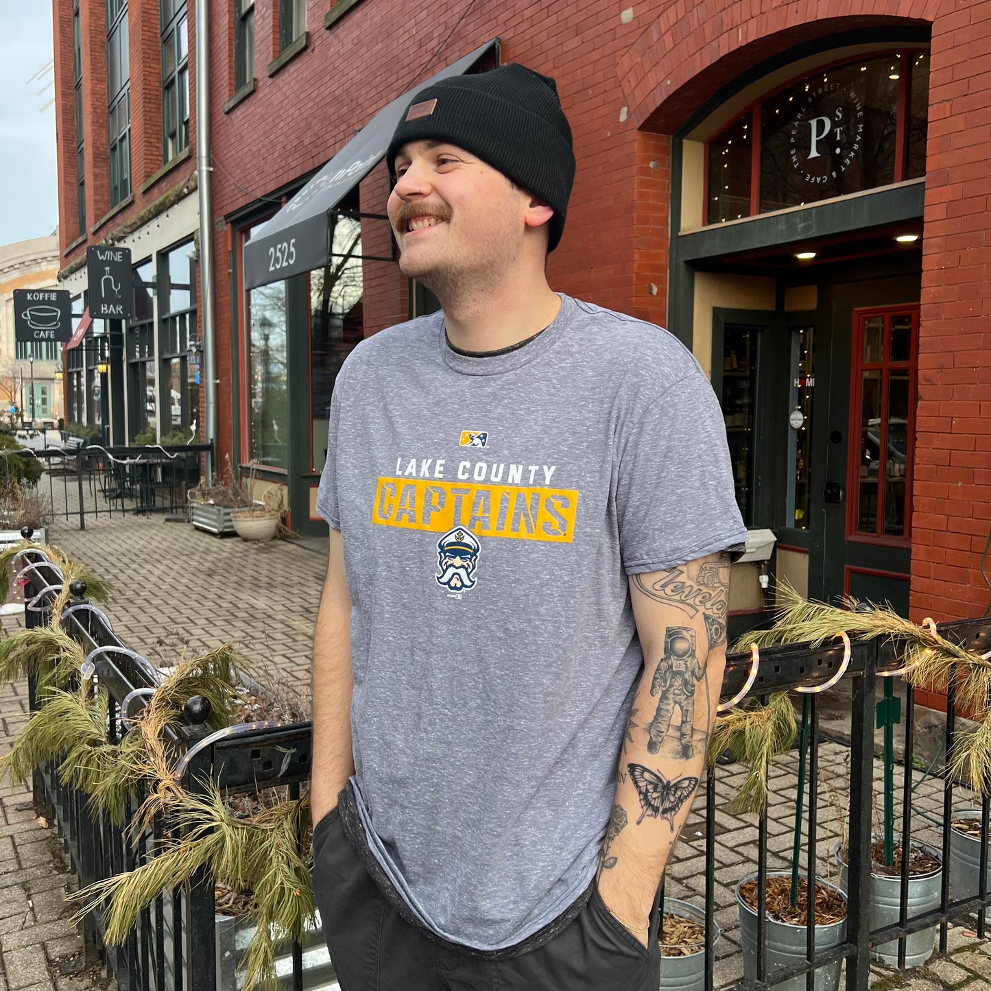 Captains Snow Heather Grey T-Shirt
