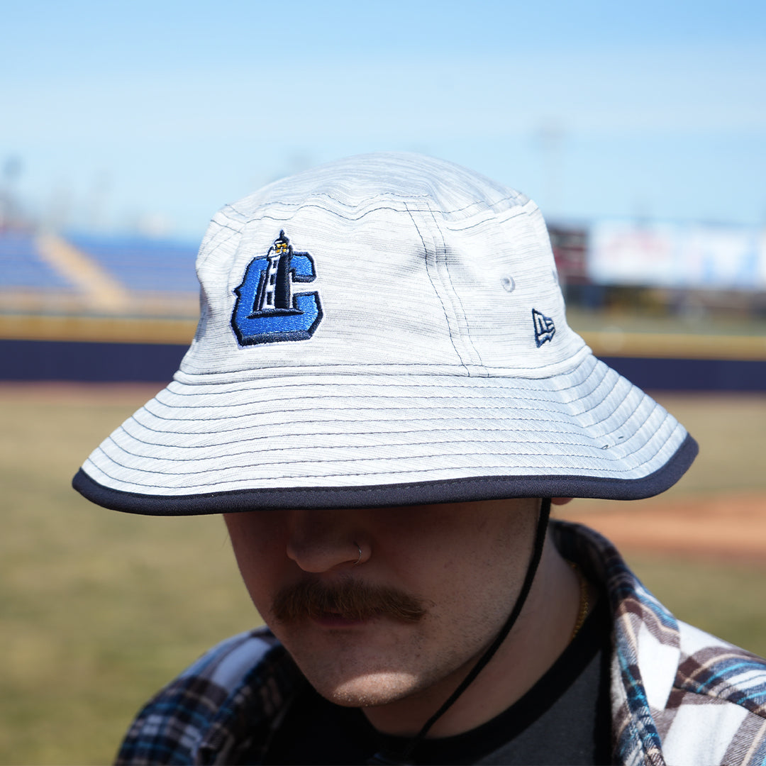 New ERA Vintage Primary Logo Bucket Hat